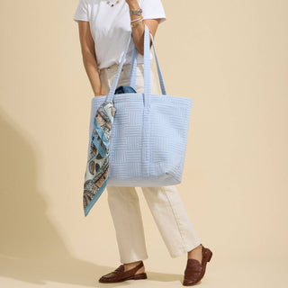 Grid Pattern Everyday Tote Bag