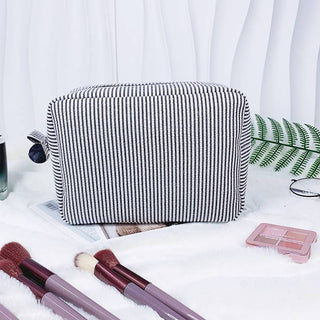 Bubble pouch stripe makeup bag